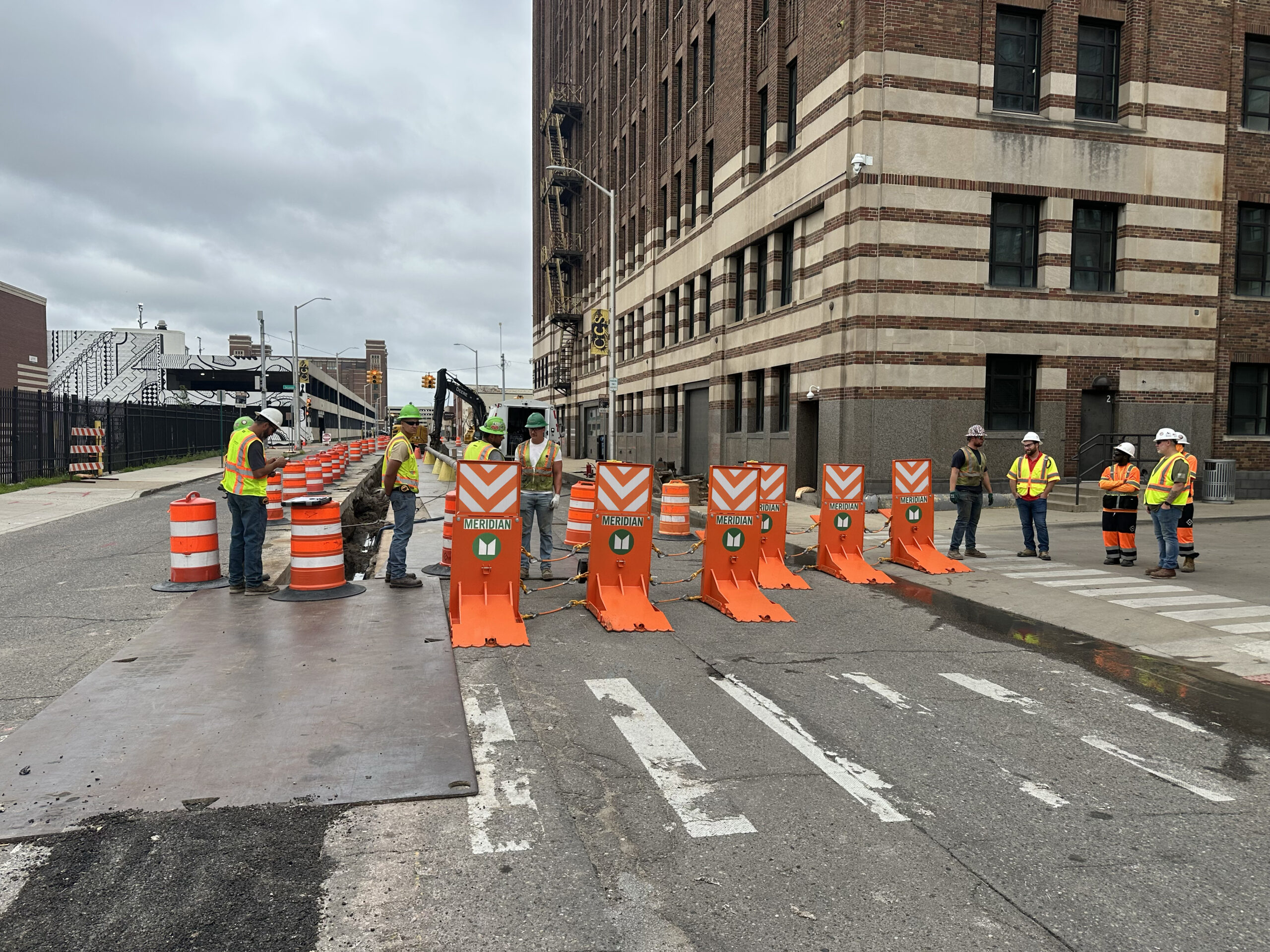 Rapid utility maintenance road closure